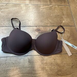 NWT SKIMS Brown T-Shirt Bra with Underwire Support